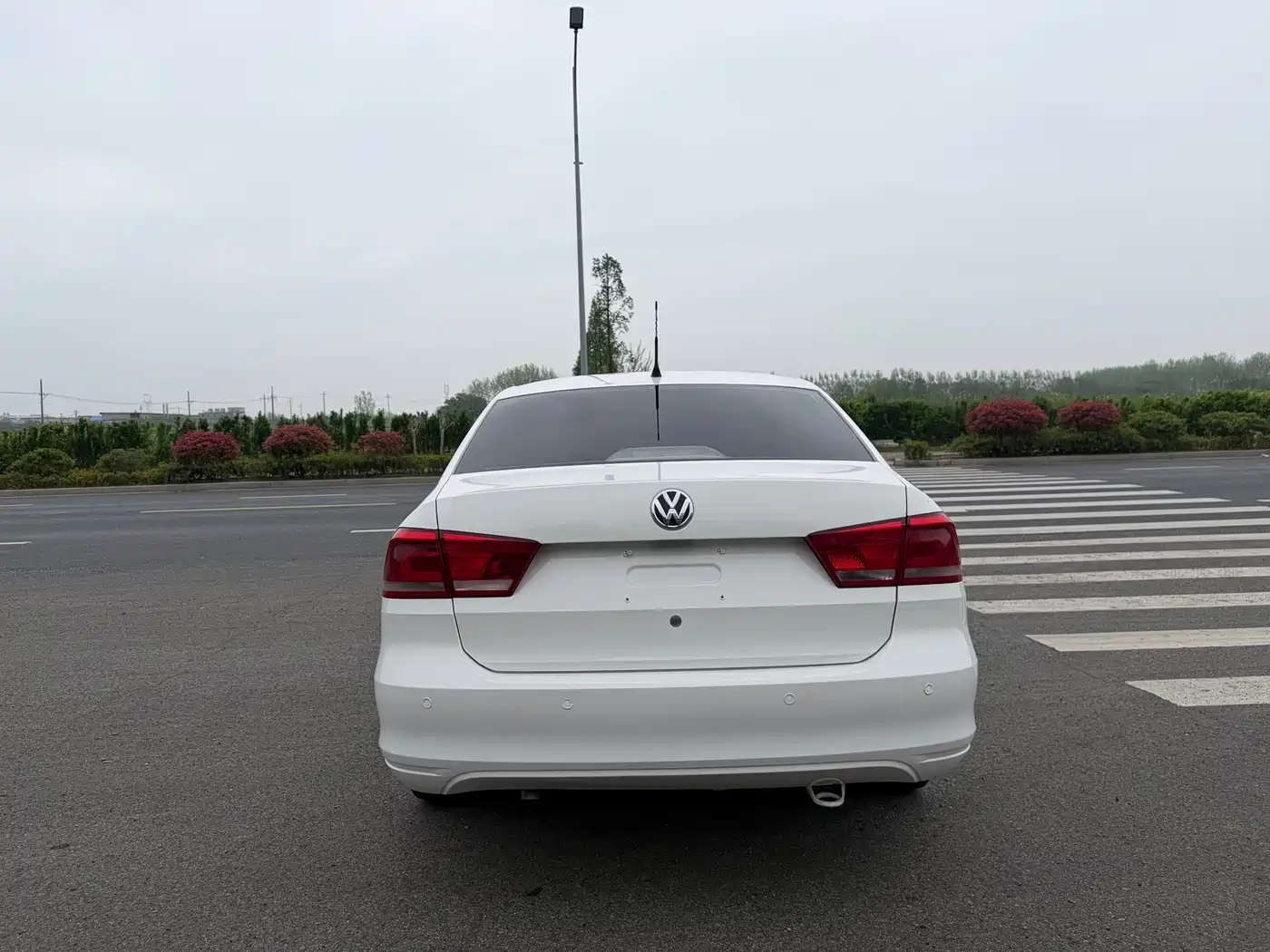 Volkswagen Santana 2013 1.6L Automatic Trend Edition фото 8