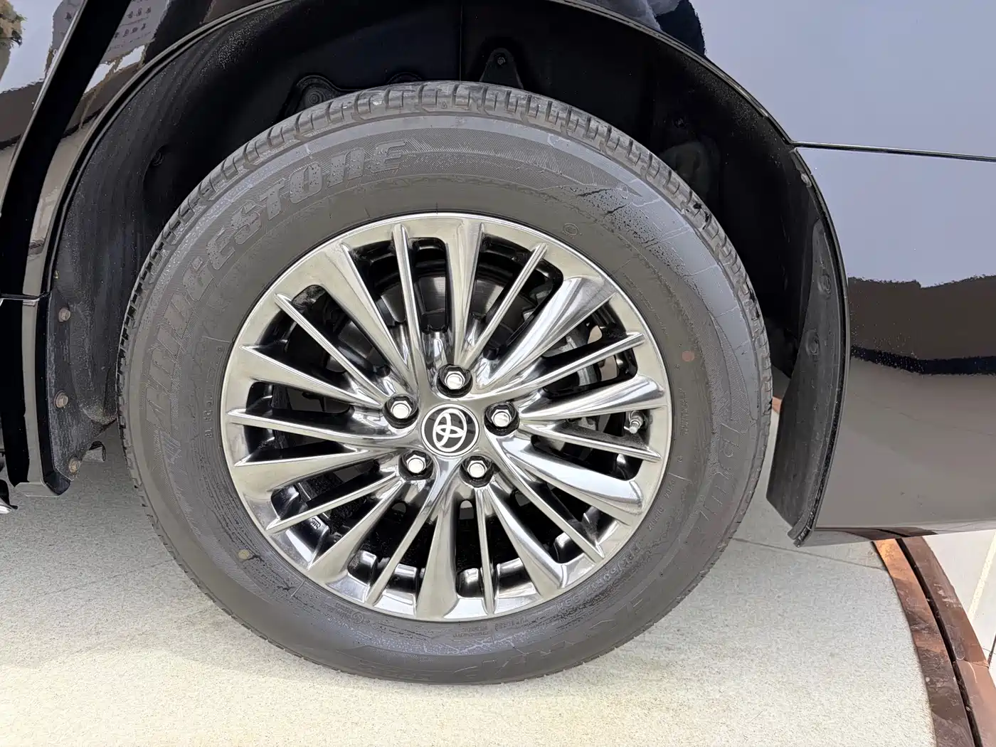 Toyota Alphard 2021 Hybrid 2.5L Premium фото 20