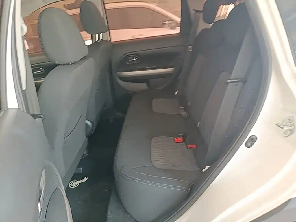 Haval H1 2017 2017 Red Label 1.5L AMT Comfort