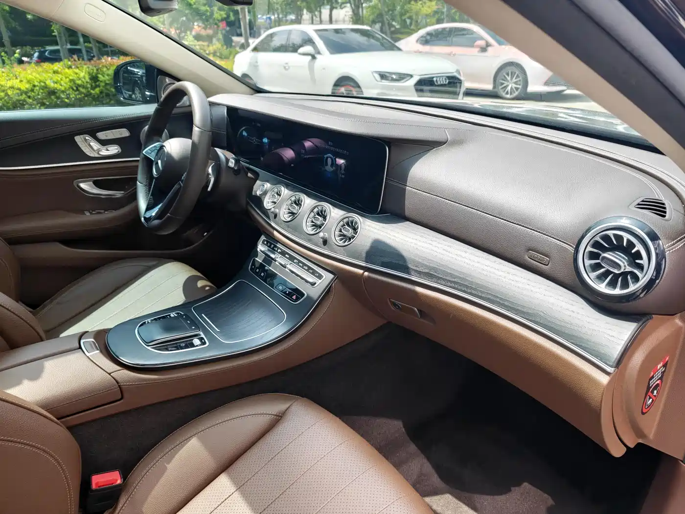 Mercedes-Benz E-Class 2021 E 300 L Fashion фото 22