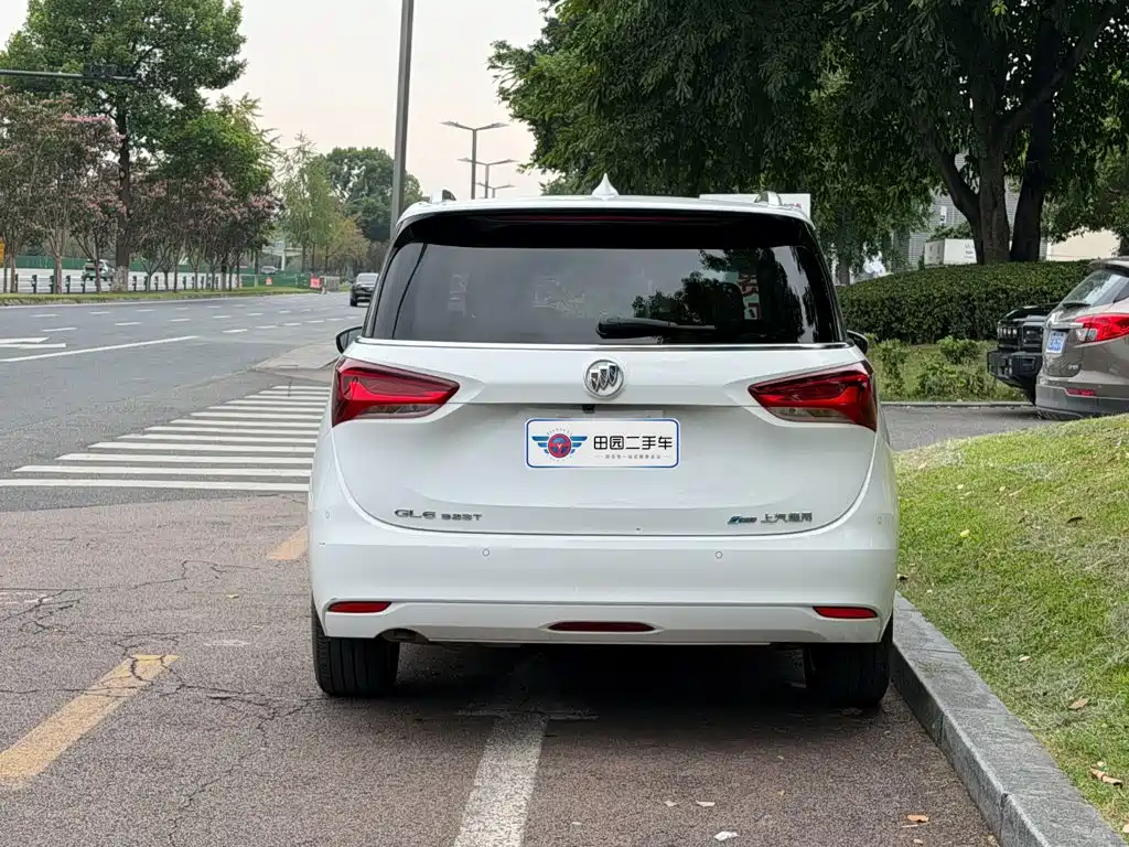 2023 Buick GL6