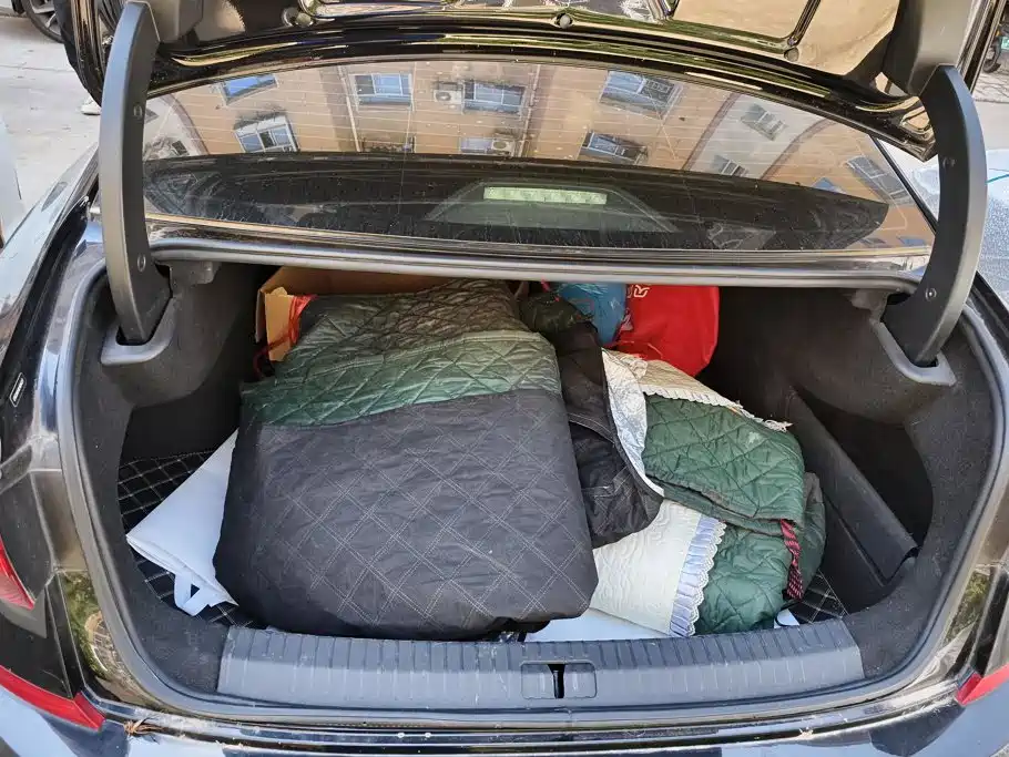 Photo 4 - Volkswagen Passat