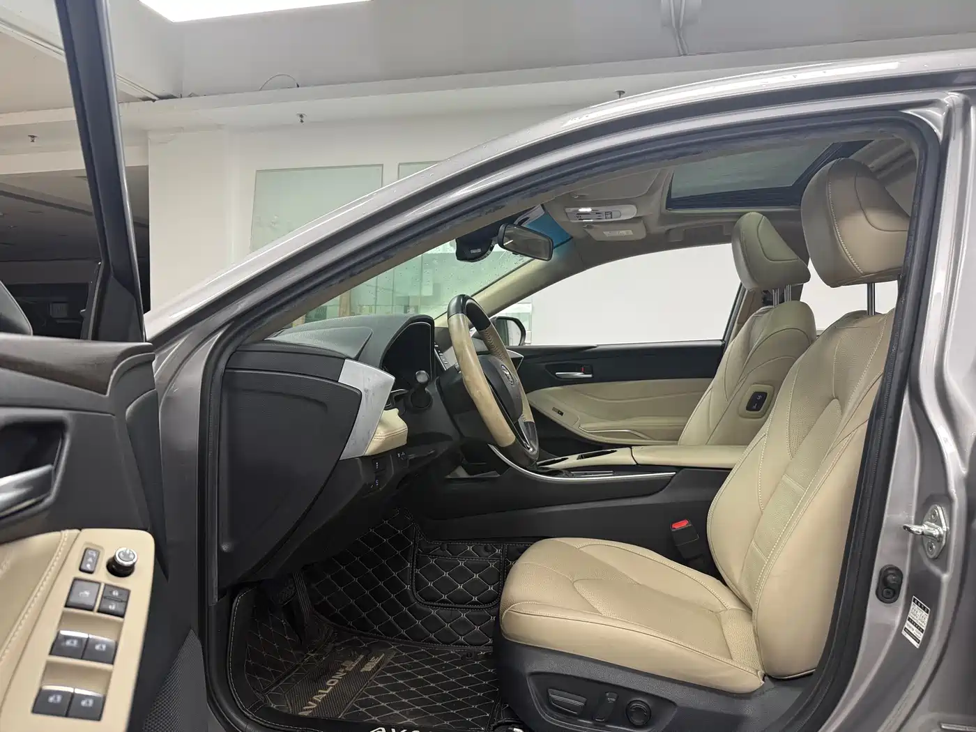 Toyota Avalon 2019 2.0L XLE Premium Edition (China VI) фото 7