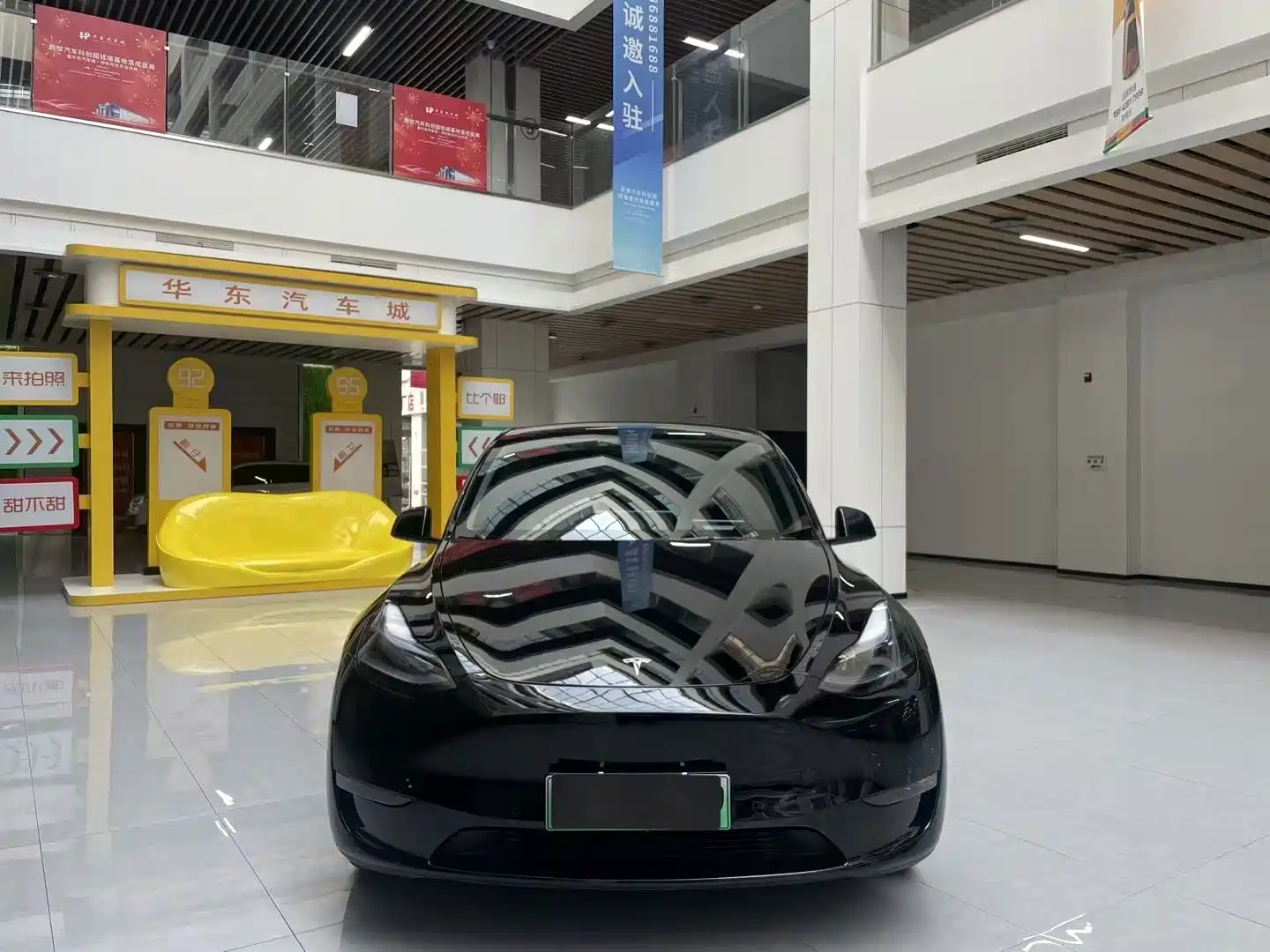 Фото 2 - Tesla Model Y
