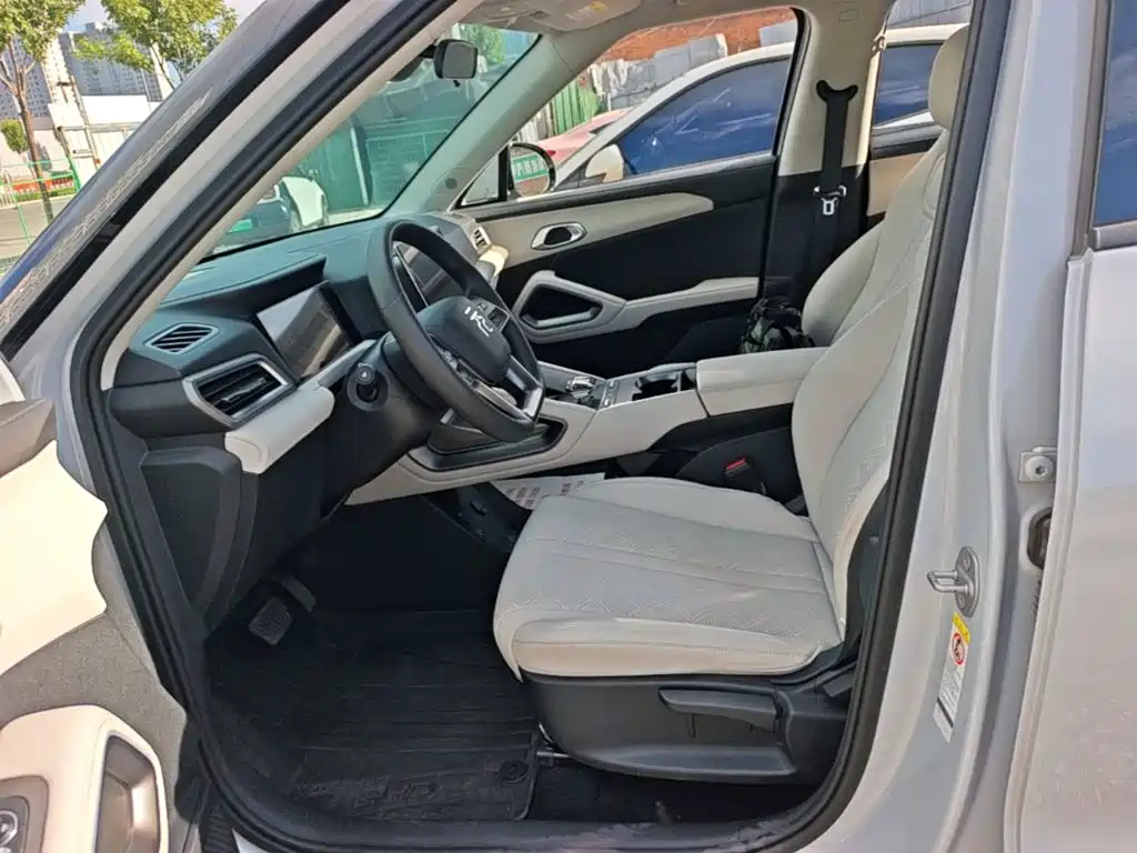 BYD Yuan UP 2025 2024 401KM Vitality Edition