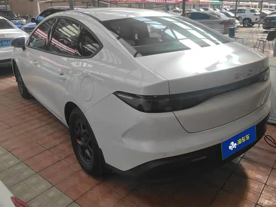 BYD Hai Bao 05 DM-i 2025 DM-i Smart Drive Edition 55KM Luxury фото 3