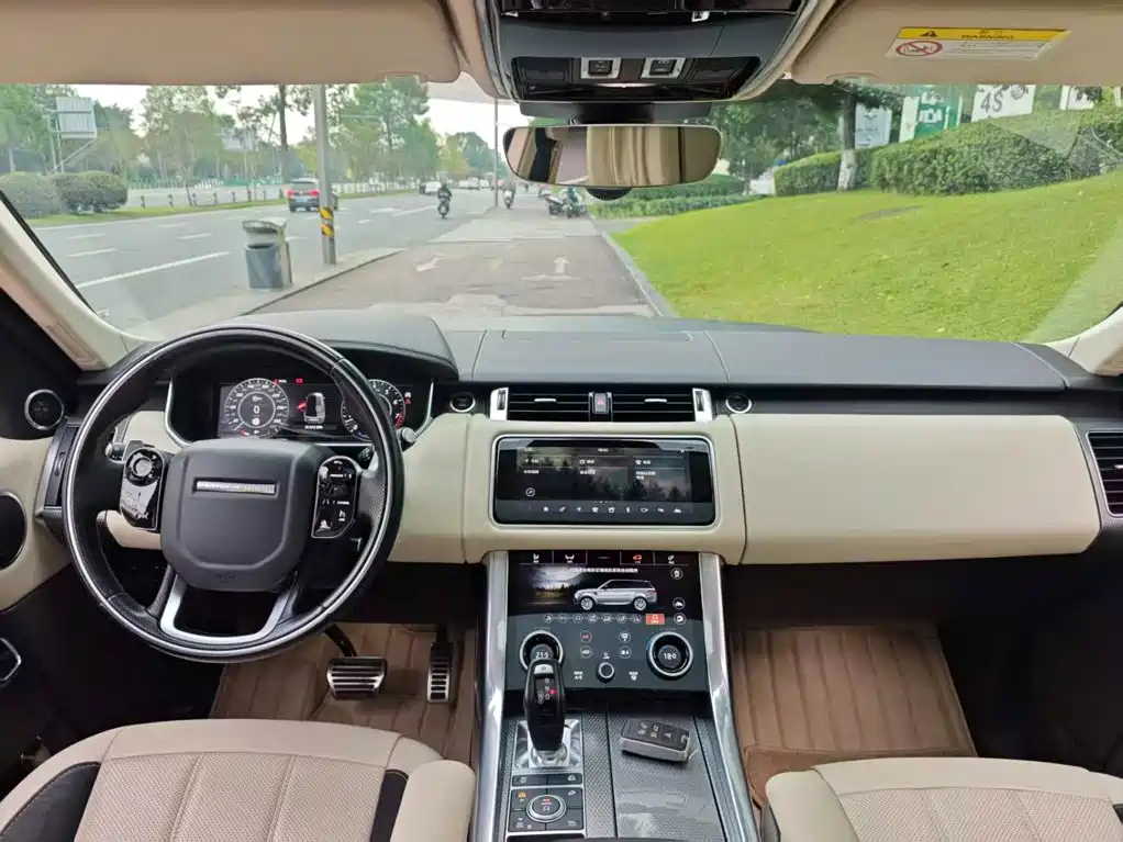 Photo 12 - Land Rover Range Rover Sport