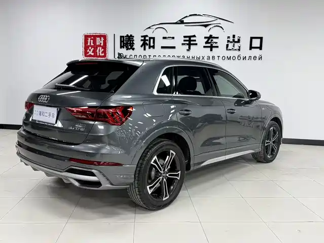Audi Q3 2022 35 TFSI Fashion Dynamic — фото 4