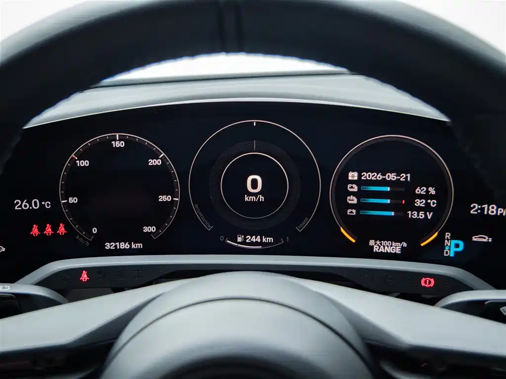 Porsche Taycan 2022 Facelift Taycan фото 14