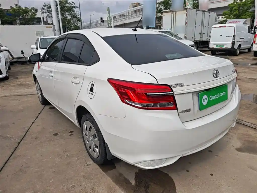 Toyota Vios 2017 1.5L CVT Pioneer фото 23