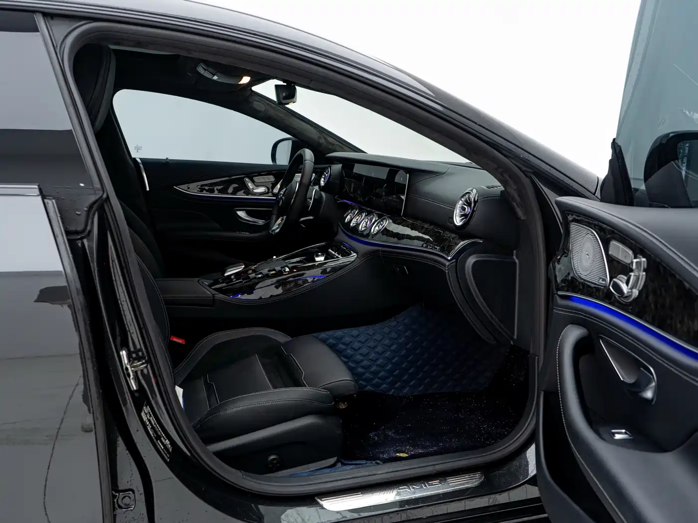 Mercedes-Benz AMG GT 2022 AMG GT 50 4-Door Coupe фото 10