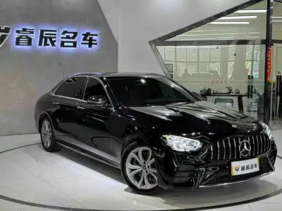 Mercedes-Benz E