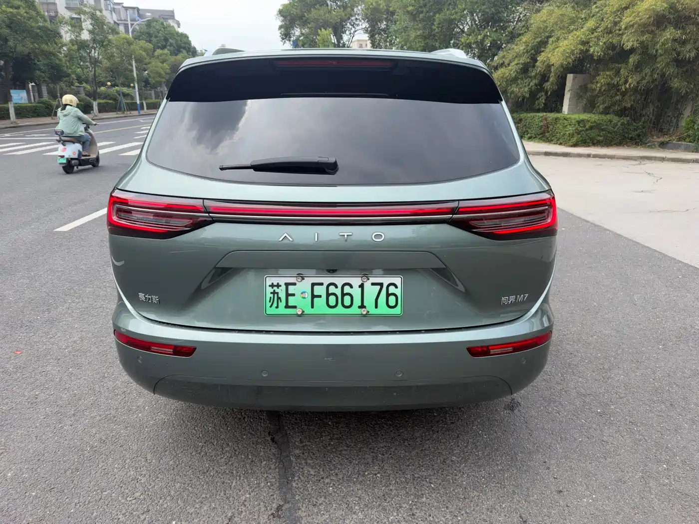 AITO Wenjie AITO M7 2022 1.5T RWD Comfort Edition фото 8
