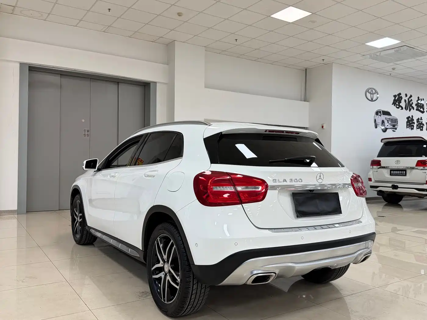Mercedes-Benz GLA 2016 GLA 200 Fashion фото 5