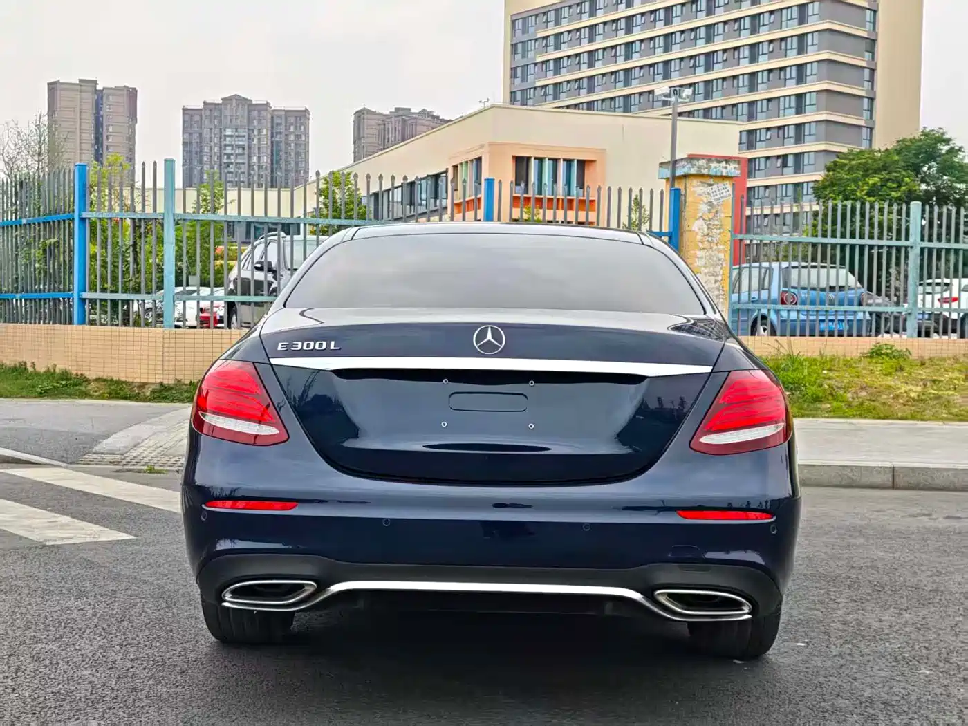 Mercedes-Benz E-Class 2018 E 200 L Sport фото 6