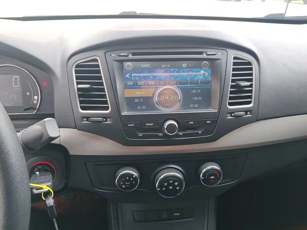 Roewe 350 2016 2015 Model 1.5L Manual Luxury Sunroof Edition