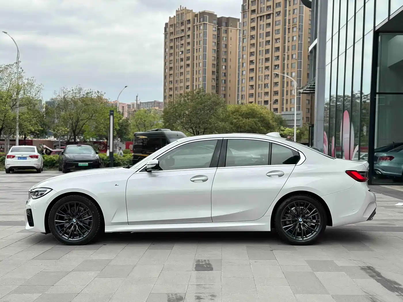 BMW 3 Series 2021 325i M Sport Package фото 7