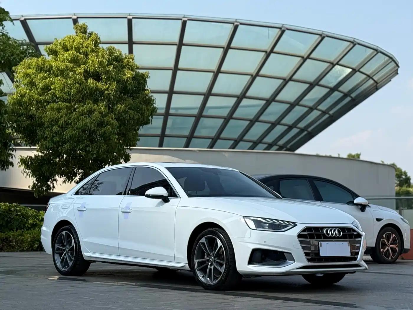 Audi A4L 2020 40 TFSI Fashion Dynamic Edition фото 3