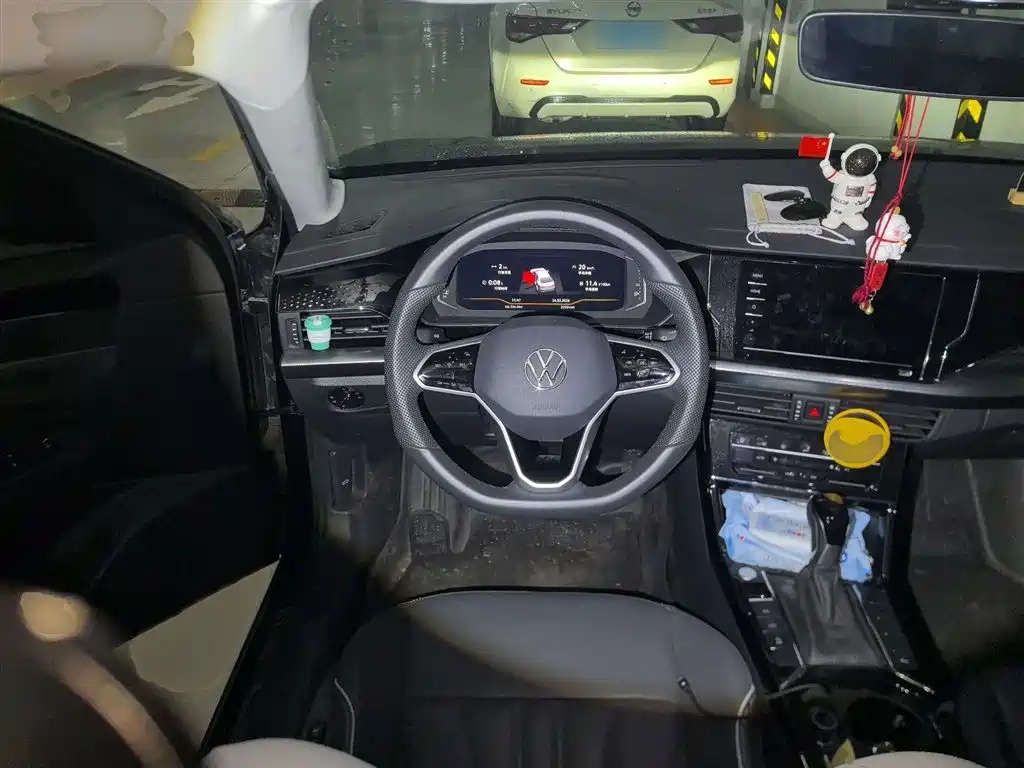Volkswagen Passat 2024 330TSI Starlight Elite Edition фото 3