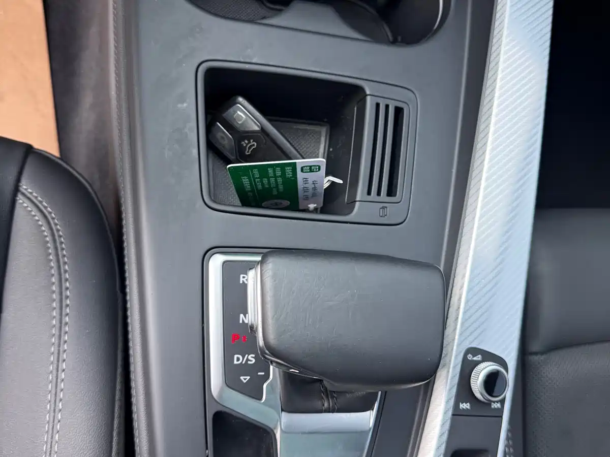 Audi A4L 2020 40 TFSI Fashion Dynamic Edition фото 26