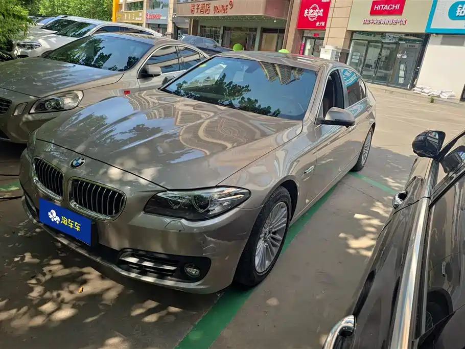 BMW 5 Series 2014 525Li Leading