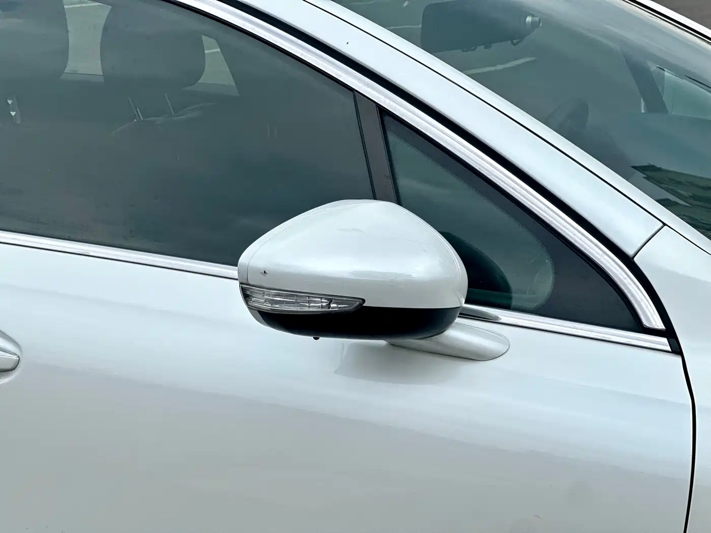 Peugeot 508 2013 2.0L 2nd Anniversary Auto Sunroof Classic Edition фото 18
