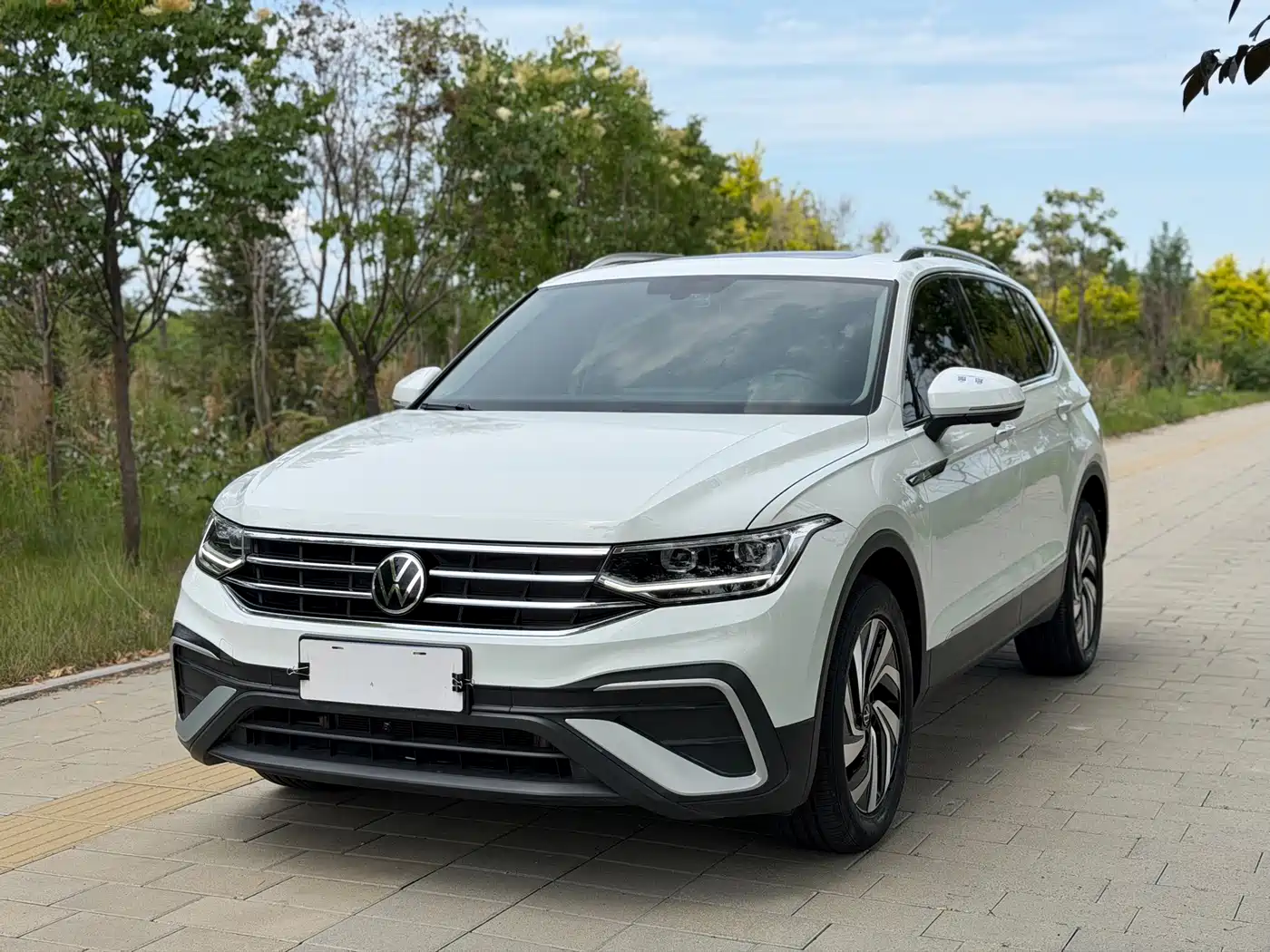 Volkswagen Tiguan L 2023 280TSI 2WD Trend Limited Edition