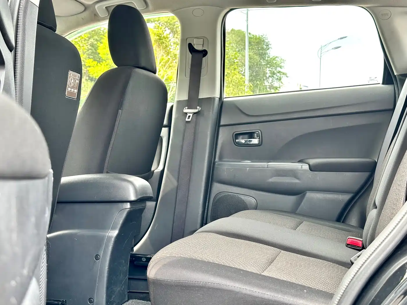 Mitsubishi ASX 2013 2.0L Manual 2WD Comfort фото 34
