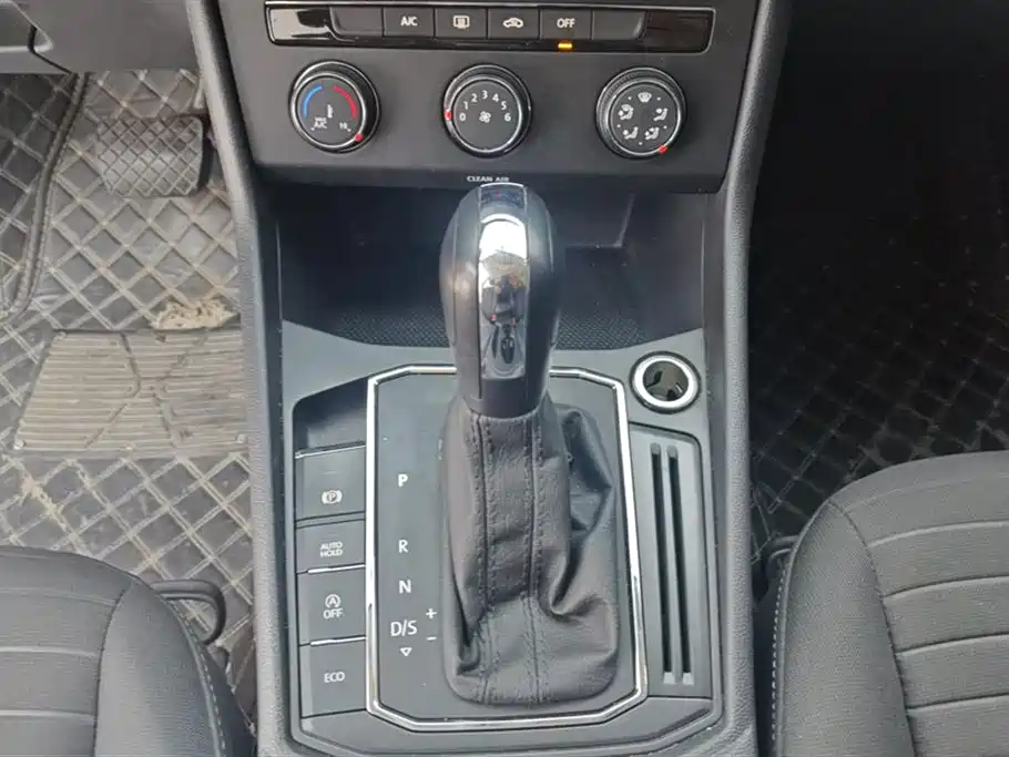 Volkswagen Lavida 2022 280TSI DSG Comfort Edition фото 16