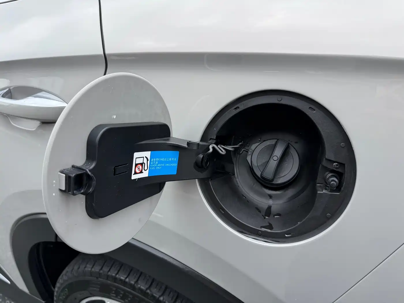 BYD Song PLUS PHEV 2023 Champion Edition DM-i 110KM Flagship фото 21