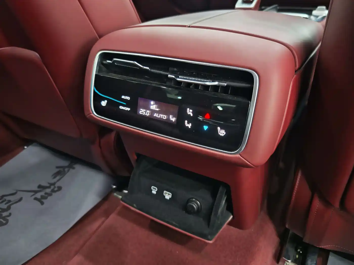 TANK TANK 700 NEW ENERGY