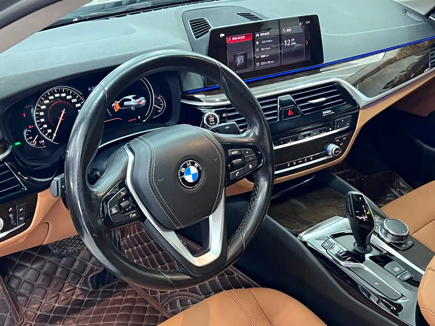 BMW 5 Series 2018 528Li Launch Special Edition фото 14
