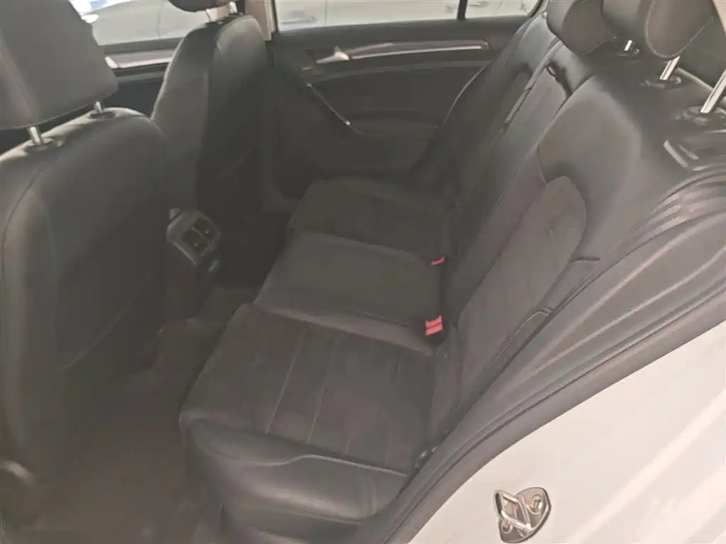 Volkswagen Golf 2019 280TSI DSG Flagship (China V) фото 17