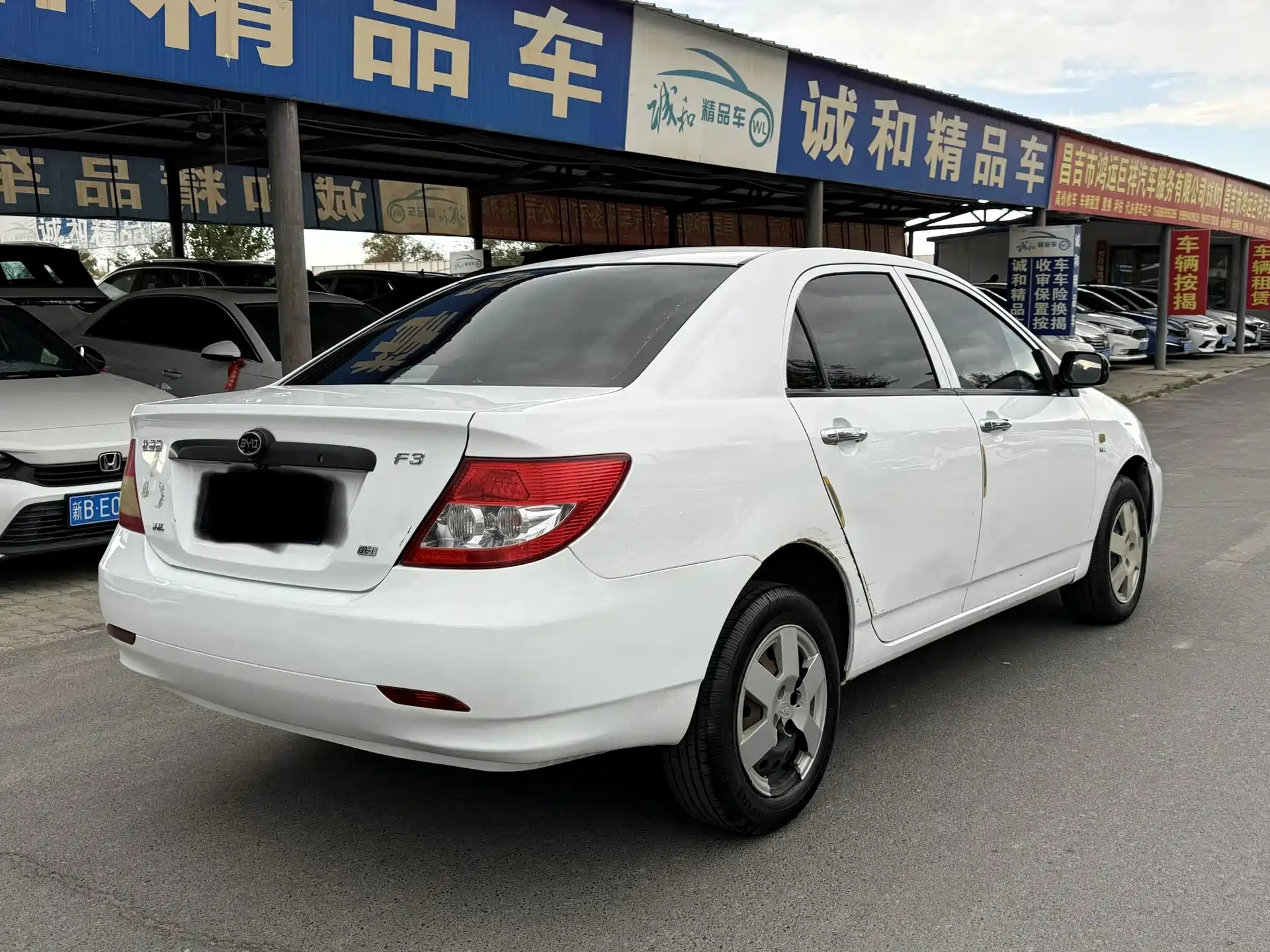 صورة 9 - BYD F3