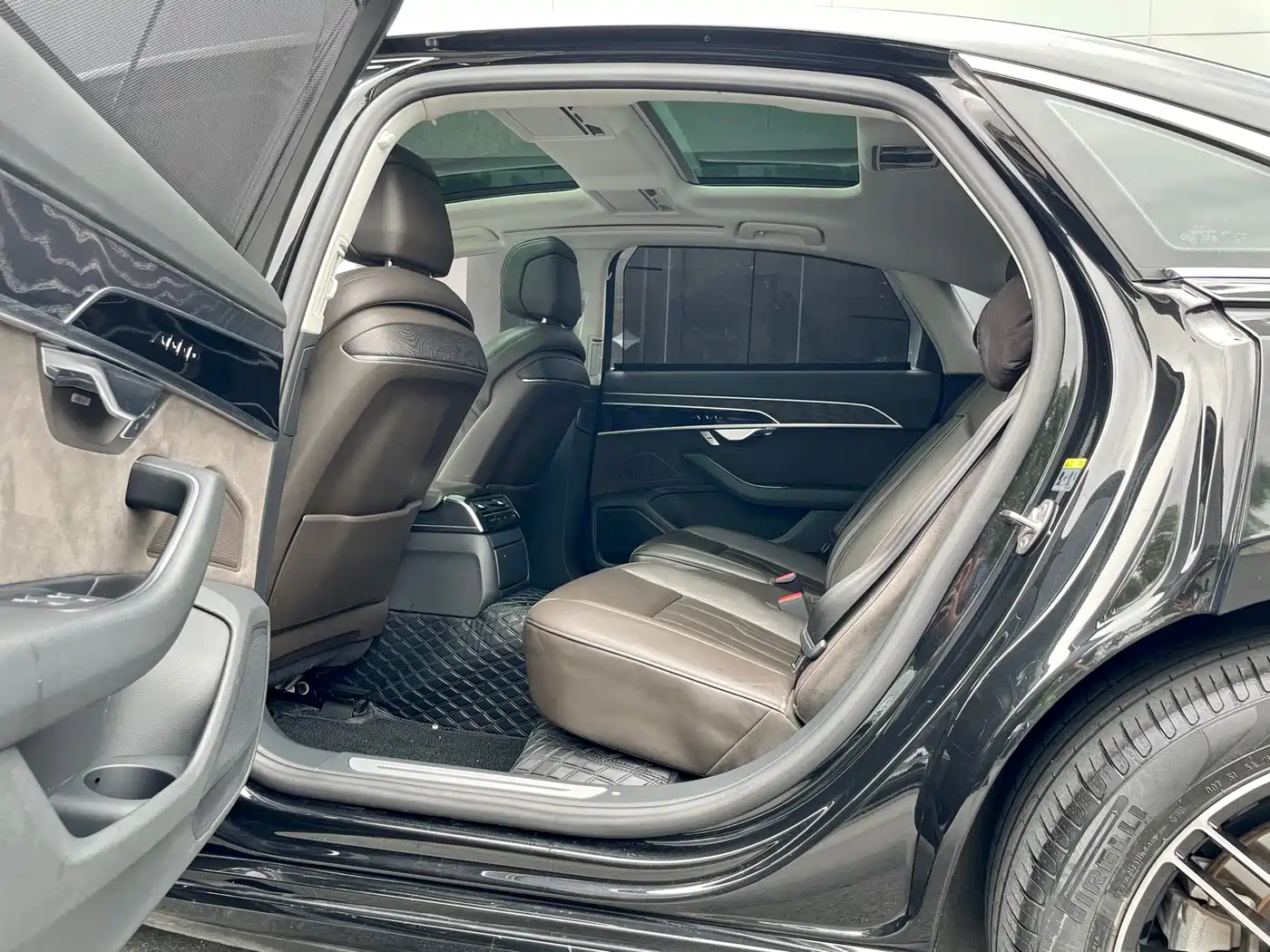 Audi A8 2019 Plus A8L 50 TFSI quattro Comfort фото 9