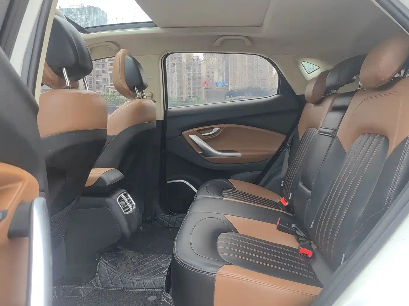 Soueast DX7 2016 2016 1.5T Manual Triumph Edition