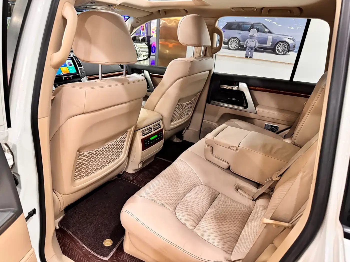 Toyota Land Cruiser 2012 4.0L Automatic VX фото 13