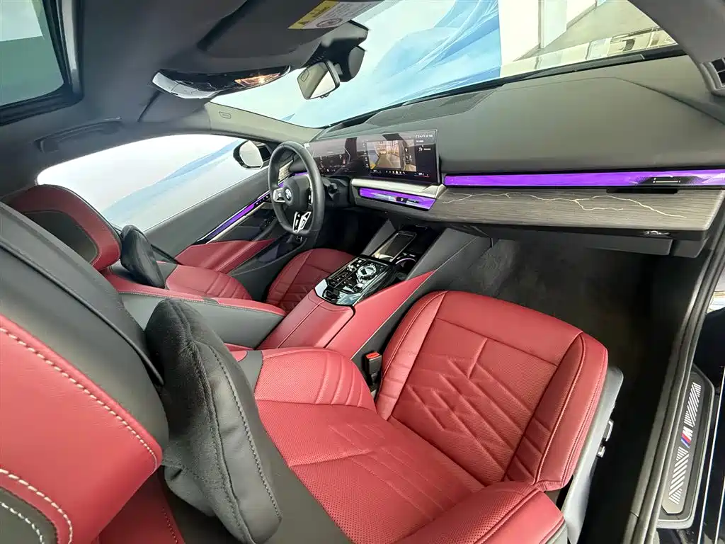 BMW 5 Series 2025 530Li Premium M Sport Package фото 20