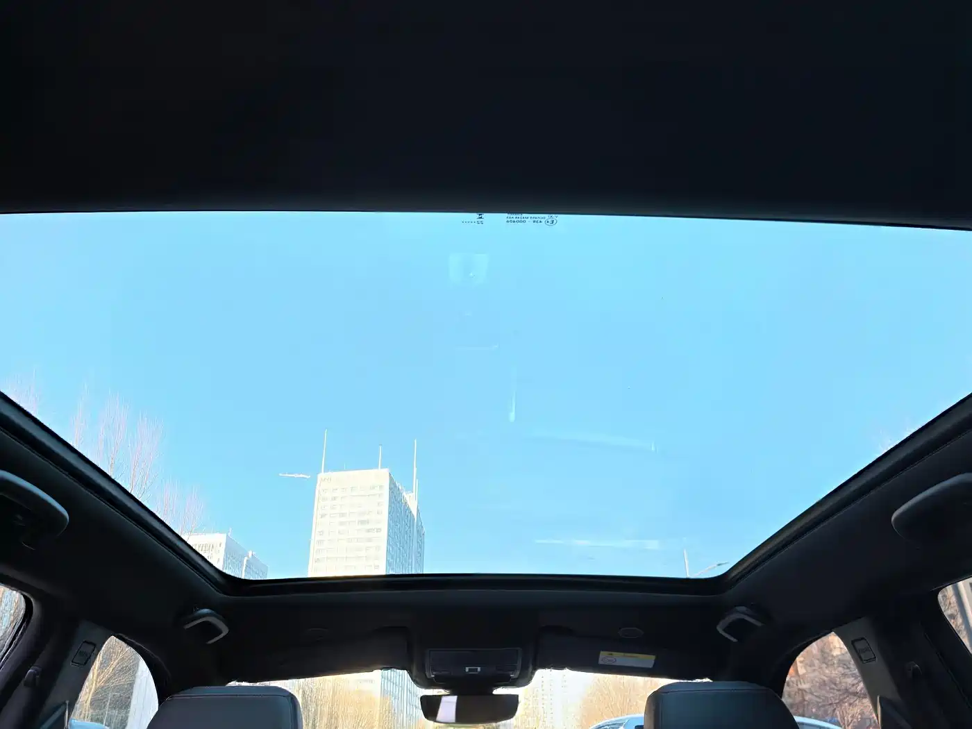 Land Rover Discovery Sport 2022 249PS Metropolis Edition 5-Seater фото 21