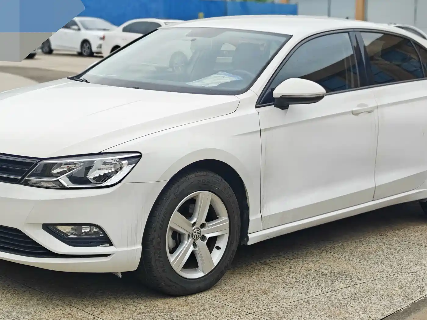 Volkswagen Lamando 2017 230TSI DSG Trend Edition фото 2