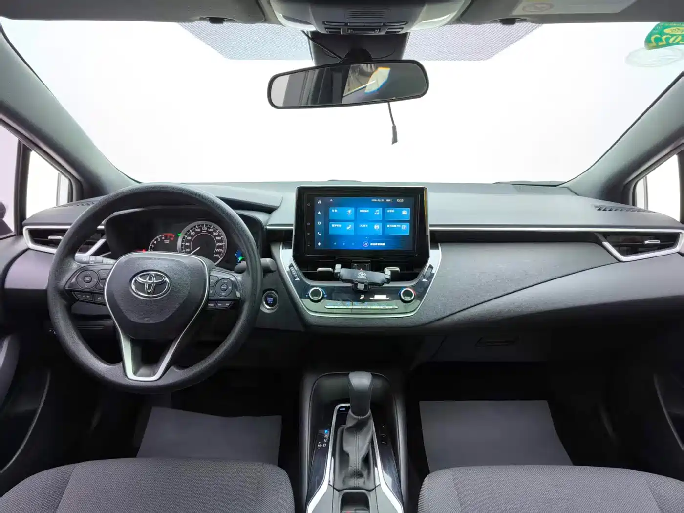 Toyota Levin 2021 185T CVT Luxury Edition фото 4