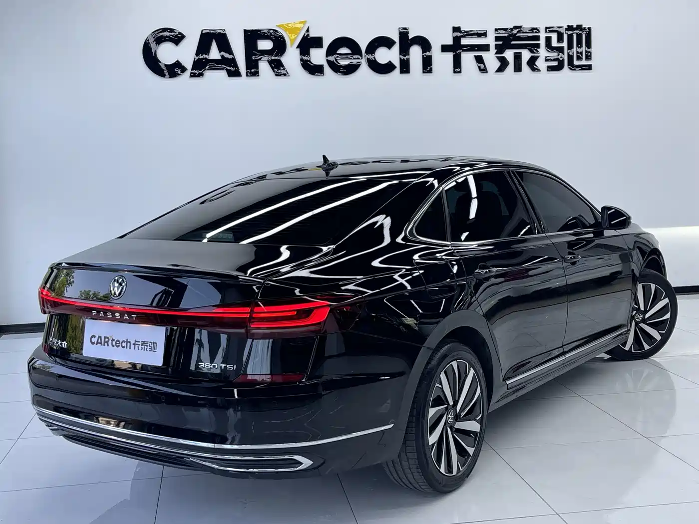 Volkswagen Passat 2024 380TSI Dragon Soaring Edition фото 26