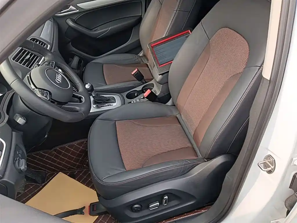 Audi Q3 2018 30th Anniversary Edition 35 TFSI Fashion фото 15