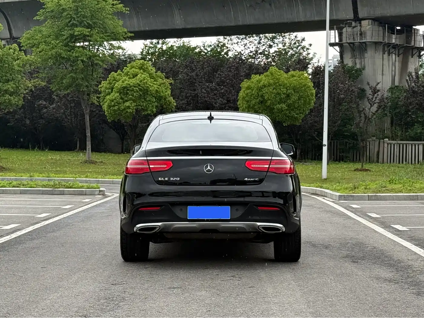 Mercedes-Benz GLE Coupe 2017 GLE 320 4MATIC Coupe SUV фото 5