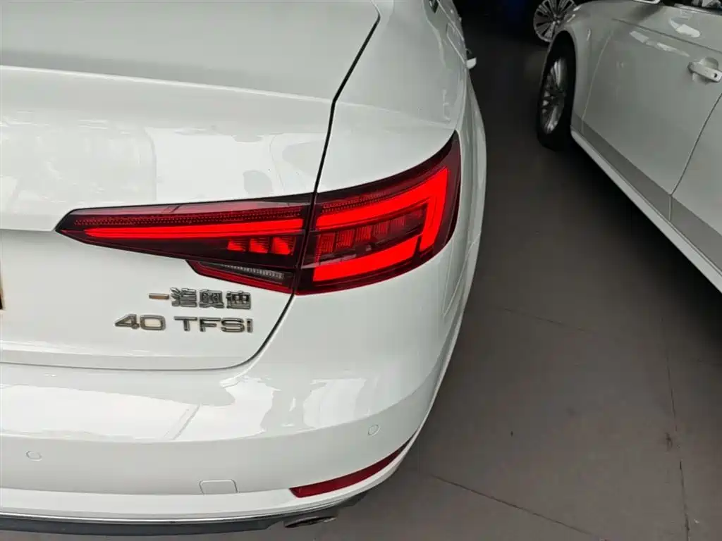Audi A4L 2018 30th Anniversary 40 TFSI Progressive фото 8