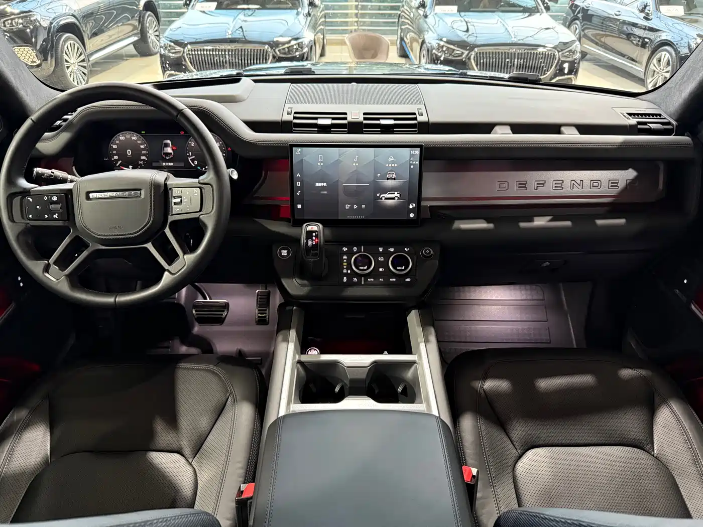 Land Rover Defender 2025 110 3.0T P400 X фото 12