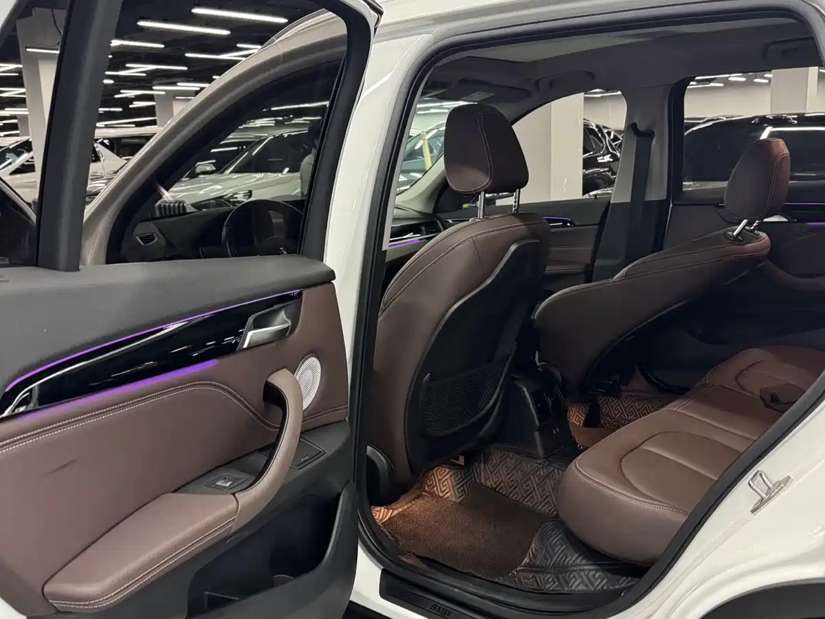 BMW X1 2022 sDrive20Li Premium фото 8