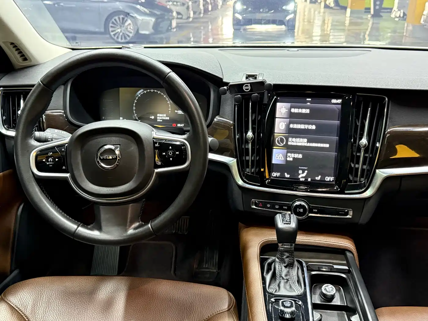 Фото 18 - Volvo S90