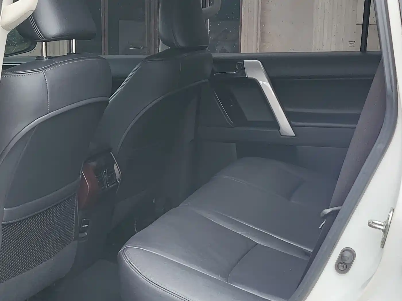 Toyota Prado 2014 4.0L Automatic TX-L фото 12