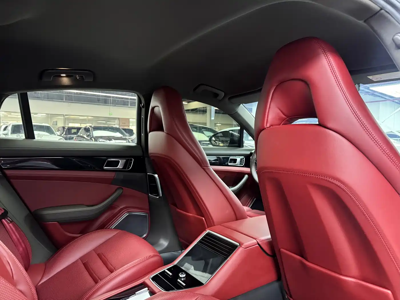 Porsche Panamera 2017 Panamera 3.0T фото 18
